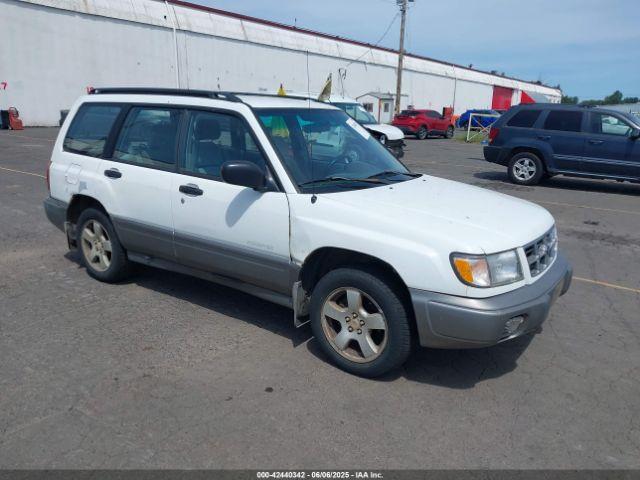 Salvage Subaru Forester