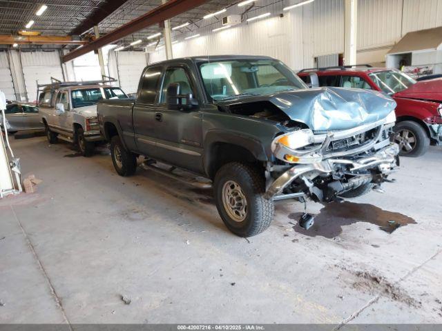  Salvage GMC Sierra 2500