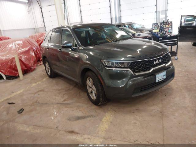  Salvage Kia Sorento
