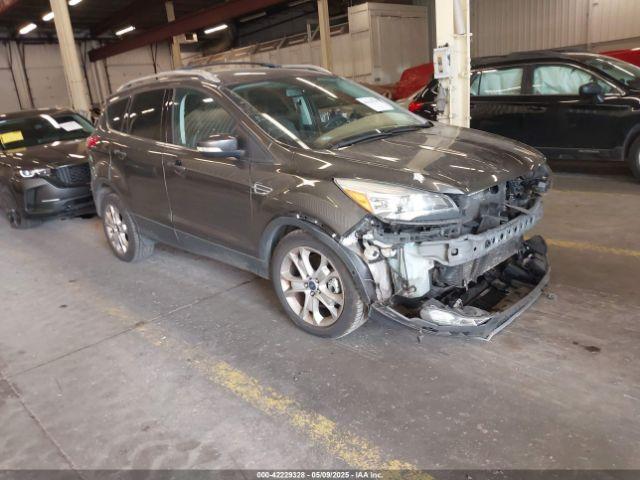  Salvage Ford Escape
