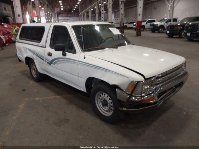  Salvage Toyota Pickup