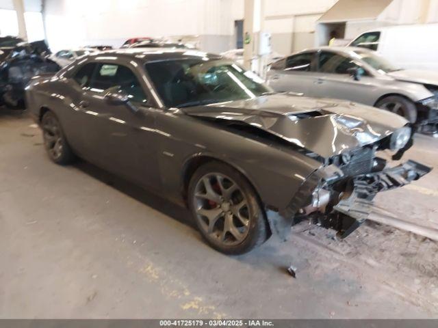  Salvage Dodge Challenger