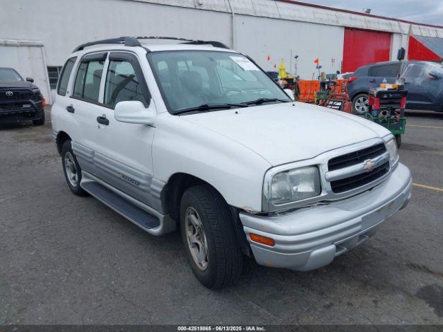  Salvage Chevrolet Tracker