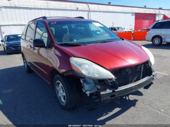  Salvage Toyota Sienna
