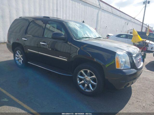  Salvage GMC Yukon