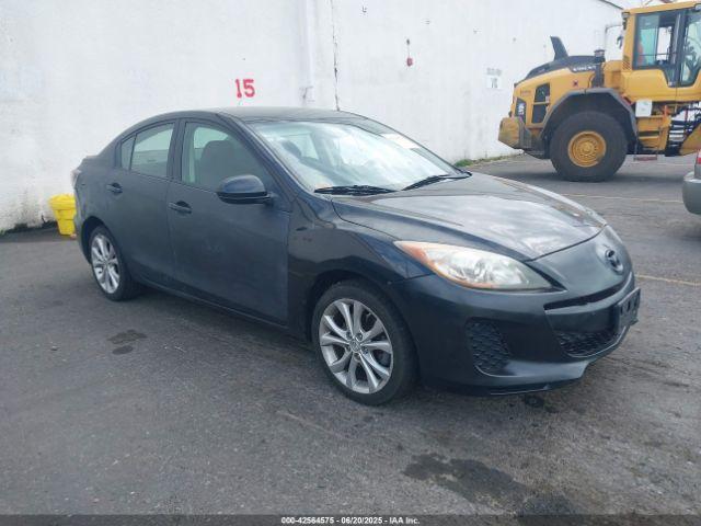  Salvage Mazda Mazda3