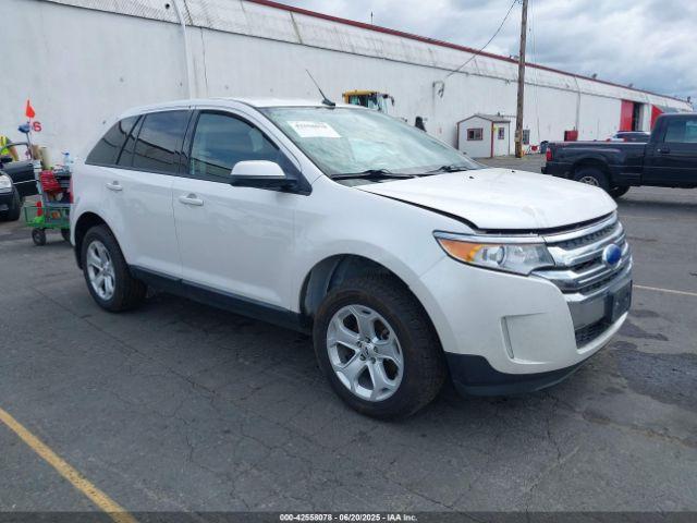  Salvage Ford Edge