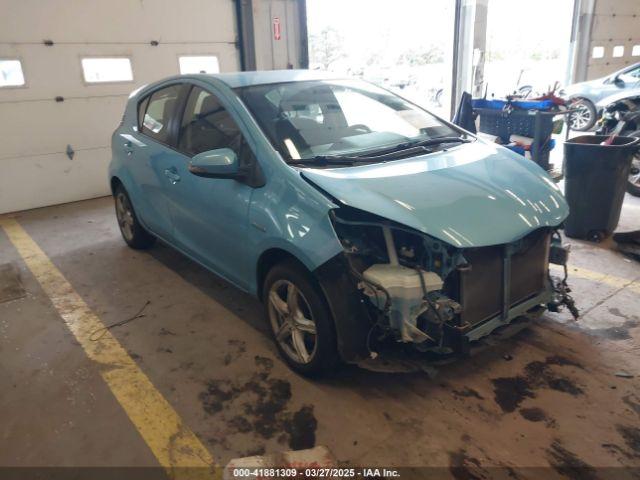  Salvage Toyota Prius c