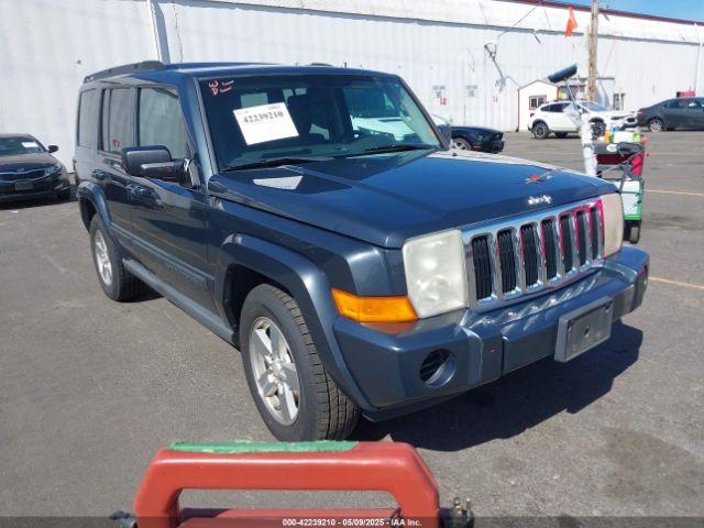  Salvage Jeep Commander
