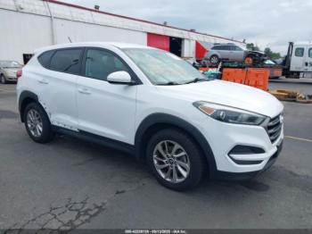  Salvage Hyundai TUCSON