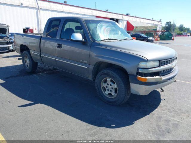  Salvage Chevrolet Silverado 1500