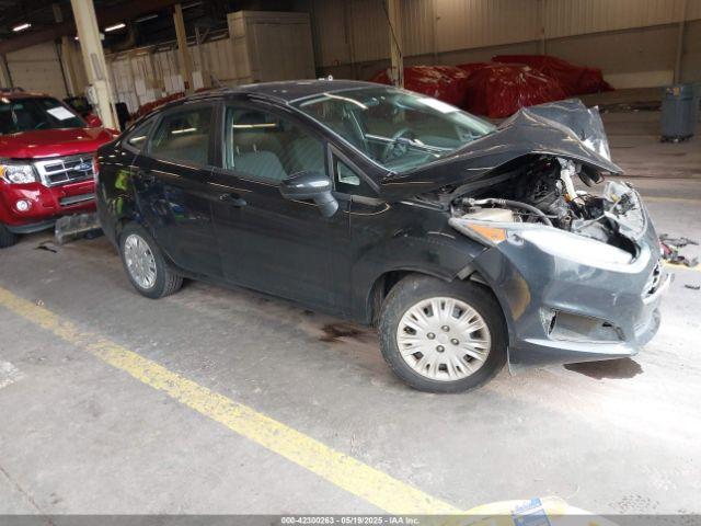  Salvage Ford Fiesta