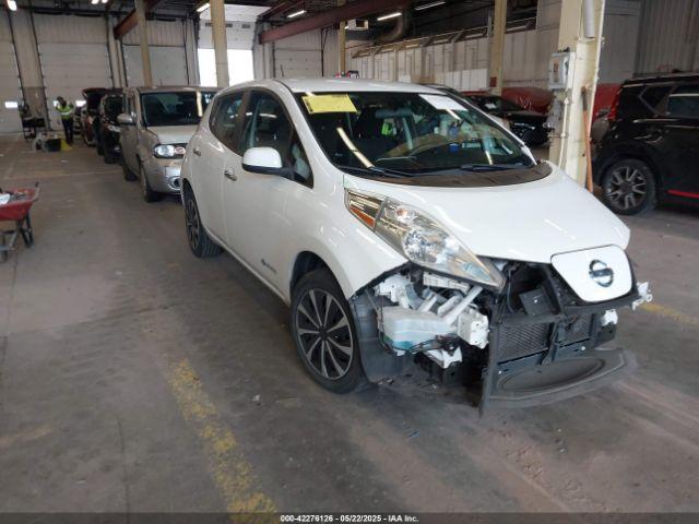  Salvage Nissan LEAF