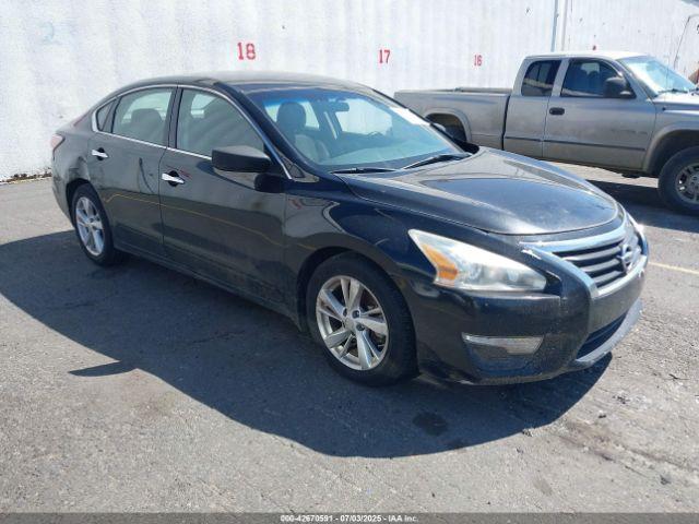  Salvage Nissan Altima