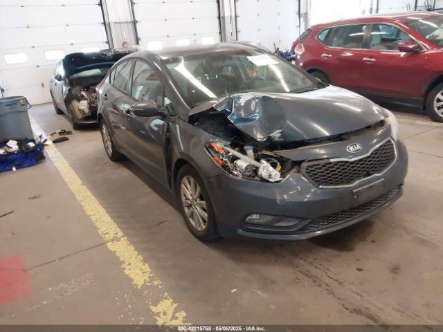  Salvage Kia Forte