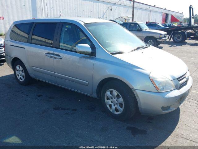  Salvage Kia Sedona