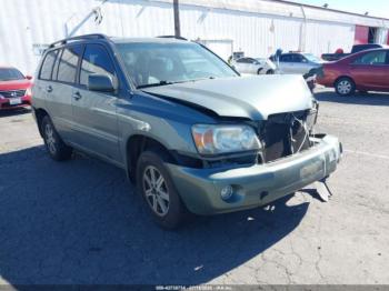  Salvage Toyota Highlander