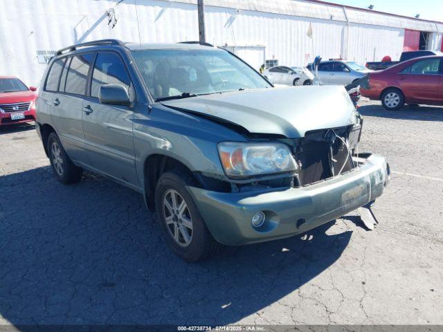  Salvage Toyota Highlander
