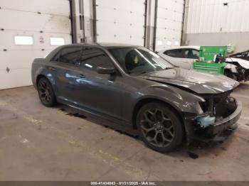  Salvage Chrysler 300