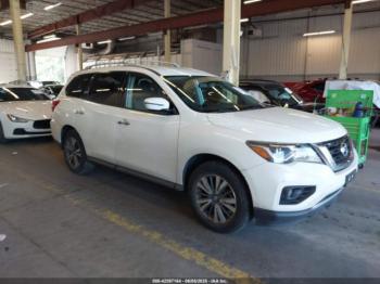  Salvage Nissan Pathfinder