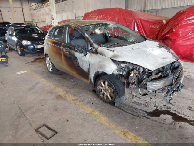  Salvage Ford Fiesta