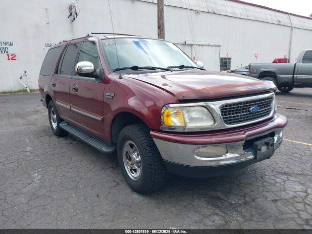  Salvage Ford Expedition