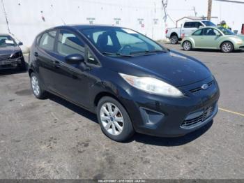  Salvage Ford Fiesta