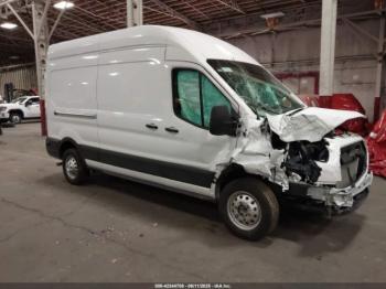 Salvage Ford Transit