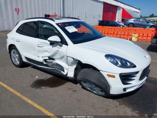  Salvage Porsche Macan
