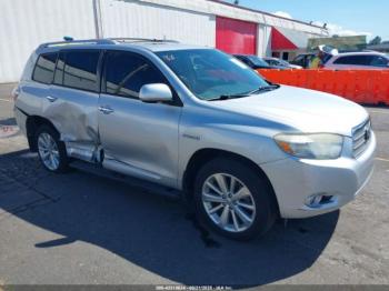  Salvage Toyota Highlander