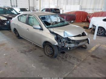  Salvage Nissan Versa