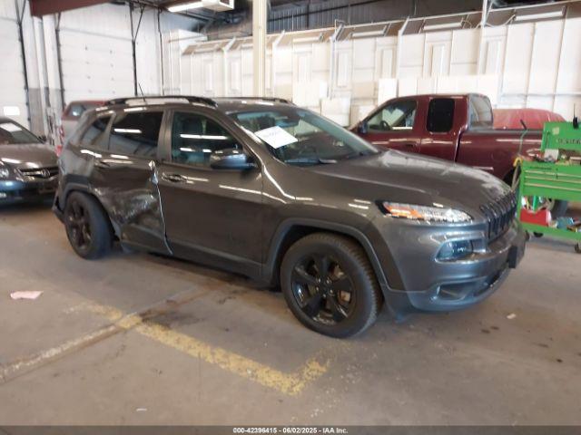  Salvage Jeep Cherokee