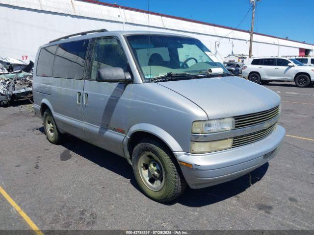  Salvage Chevrolet Astro