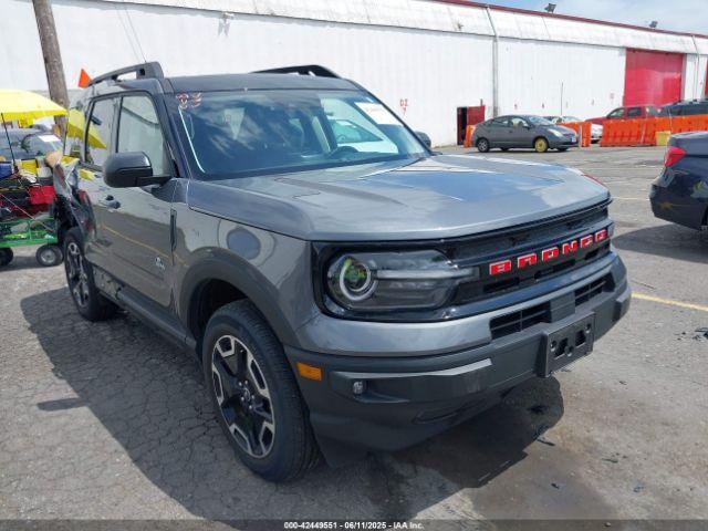  Salvage Ford Bronco