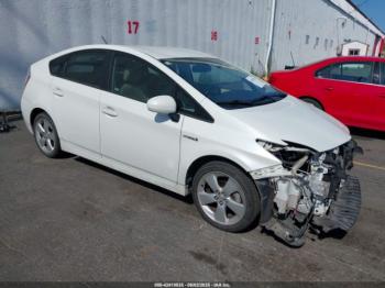  Salvage Toyota Prius