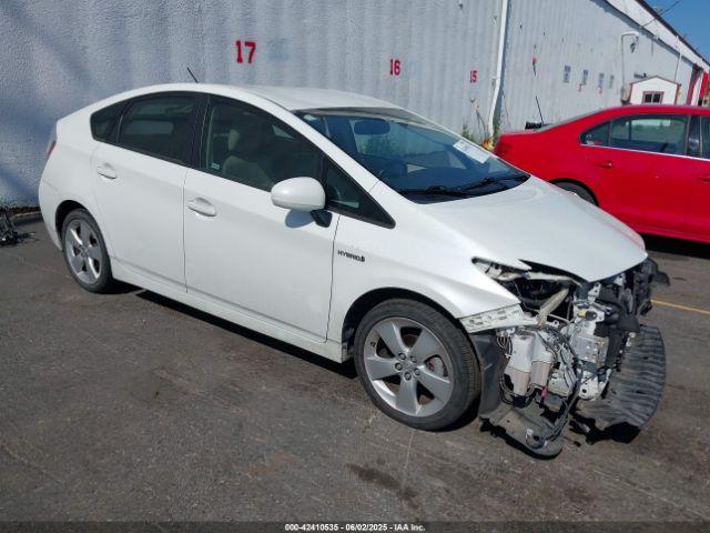  Salvage Toyota Prius