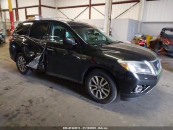  Salvage Nissan Pathfinder