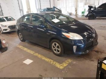  Salvage Toyota Prius