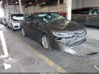  Salvage Chrysler 200