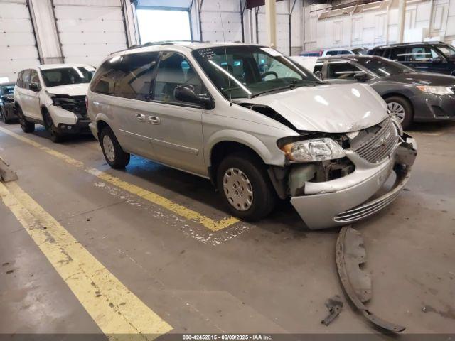  Salvage Chrysler Town & Country