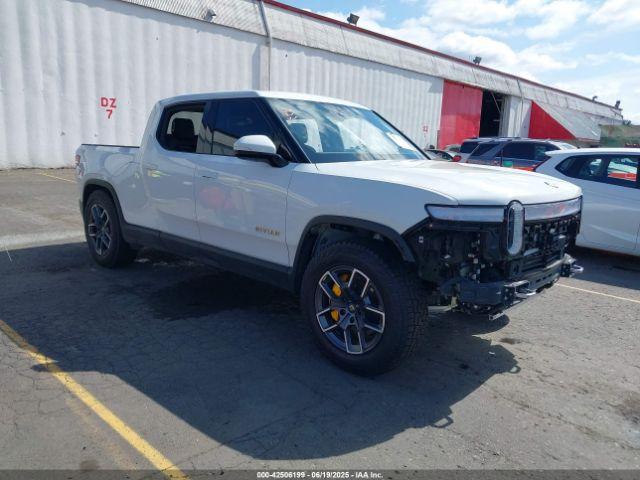  Salvage Rivian R1T