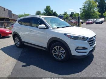  Salvage Hyundai TUCSON