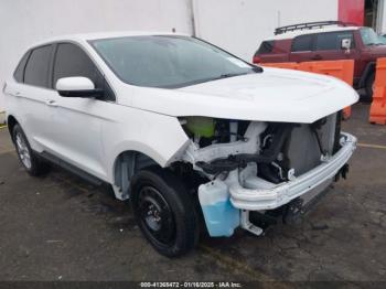  Salvage Ford Edge