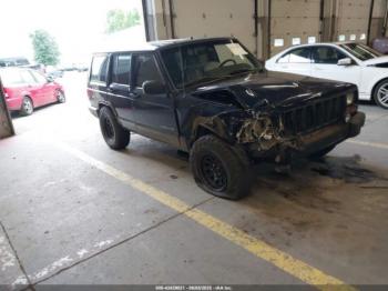  Salvage Jeep Cherokee