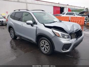  Salvage Subaru Forester