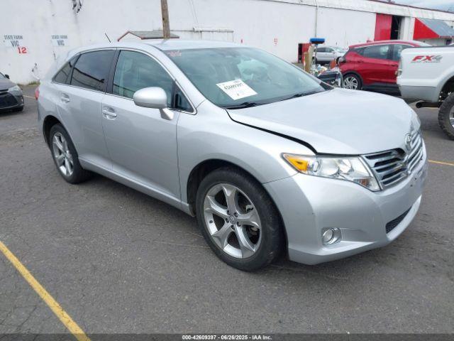  Salvage Toyota Venza