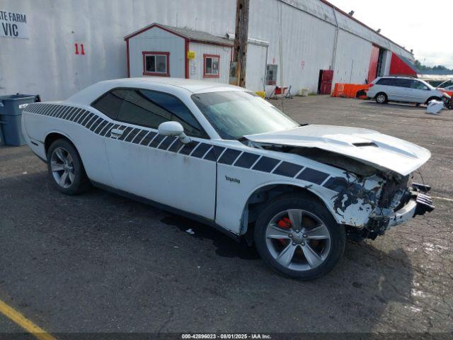  Salvage Dodge Challenger