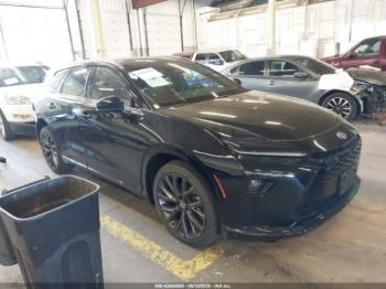  Salvage Toyota Crown Signia