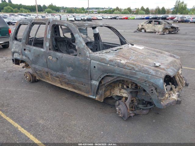  Salvage Jeep Liberty