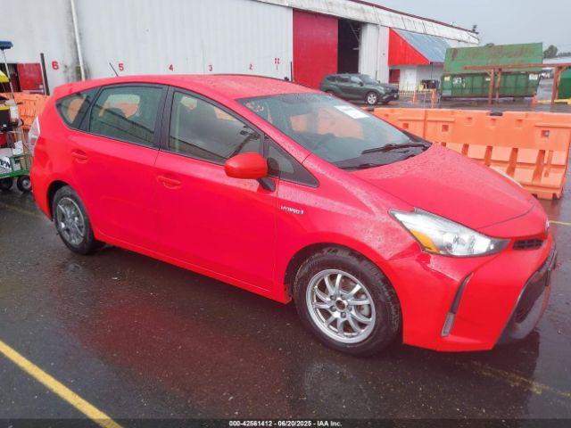  Salvage Toyota Prius v